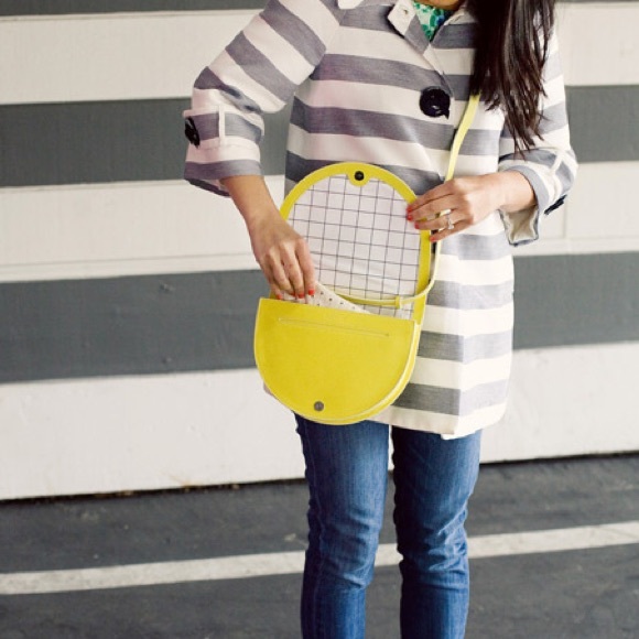 Kate Spade Half Circle Bag - Picture 5 of 11